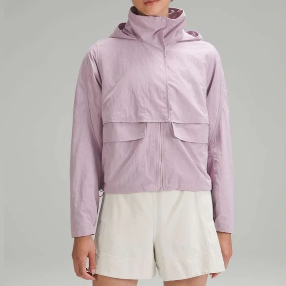 Lululemon Always Effortless Jacket
Dusty Rose - Picture 4 of 15